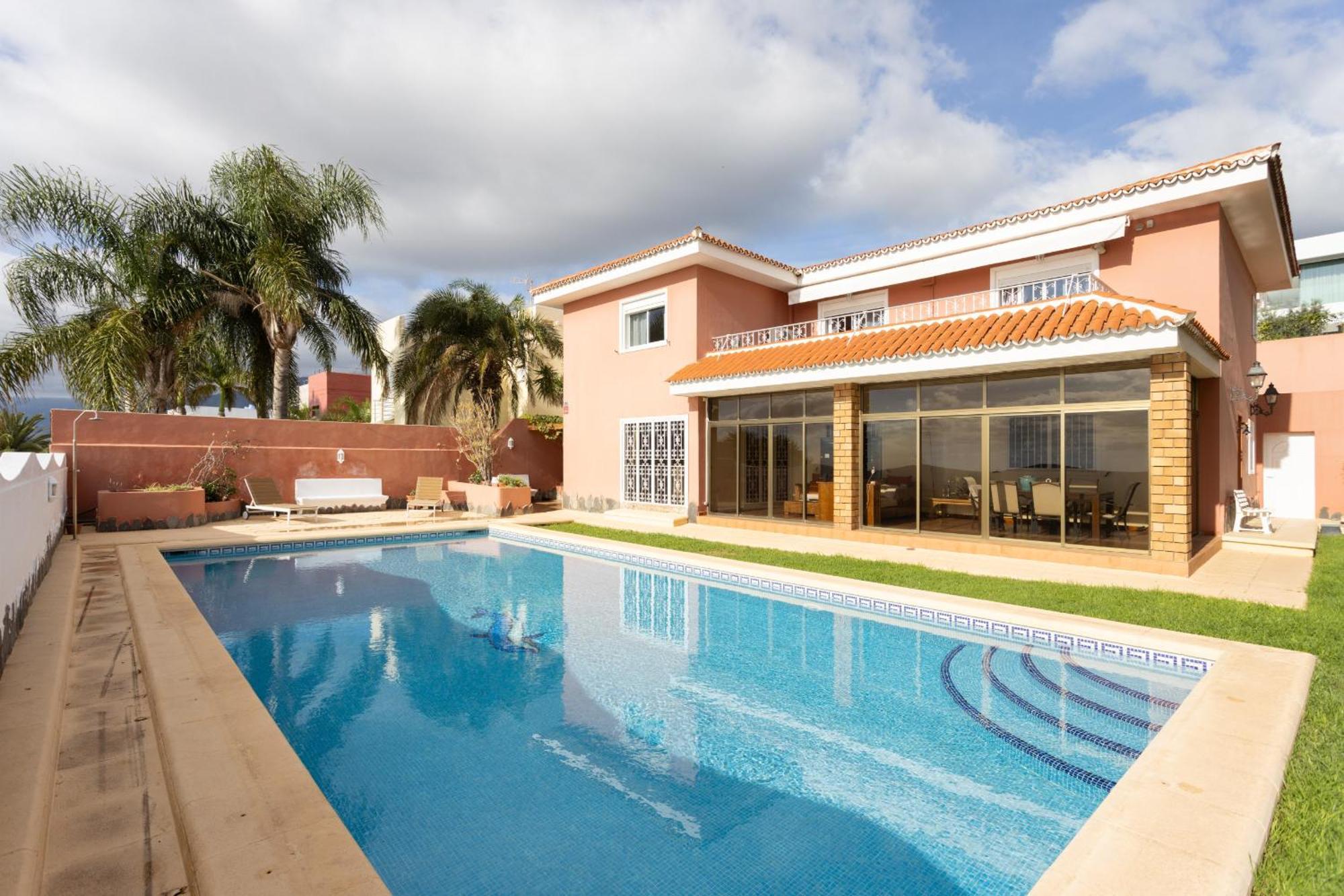 One & Only Sports And Relax Villa Heated Pool By Eden Rentals Tabaiba Extérieur photo